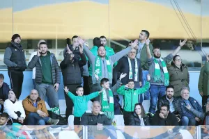 Ομόνοια/Ο κόσμος στο "Τσίρειο"