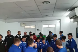 Έσβησαν κεράκια (ΦΩΤΟΣ)