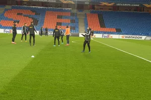 (ΦΩΤΟΣ) Η προπόνηση του ΑΠΟΕΛ στο St. Jakob Park