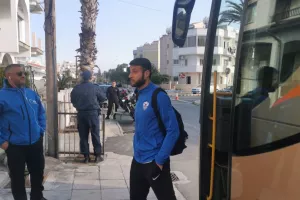 (ΦΩΤΟΣ) Η άφιξη της αποστολής της Ανόρθωσης
