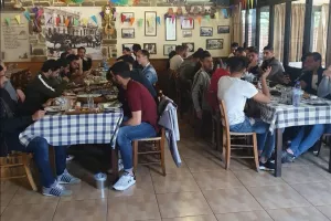 ΚΙΝΗΣΗ ψυχολογίας και συσπείρωσης (φώτος)
