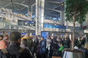 Στον... αέρα το ΑΠΟΕΛ (φώτος)