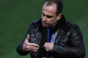 “Δεν είναι καλύτεροι οι άλλοι απ' τον Απόλλωνα…”