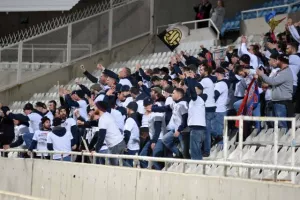 (ΦΩΤΟΡΕΠΟΡΤΑΖ) Ο κόσμος του ΑΠΟΕΛ στο ΓΣΠ