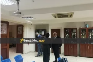 ΟΛΟΚΛΗΡΩΘΗΚΕ η συνάντηση Κούμα - ΣΔΚ για ξένους διαιτητές (βίντεο/φώτος)