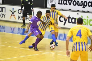 ΑΠΟΕΛ/Νίκησε με το απίστευτο 24-0! (φώτος)