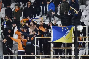 Ντέρμπι με λίγες φάσεις, χωρίς γκολ και... μοιρασιά (φώτος)