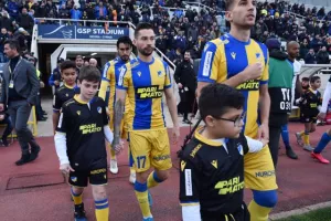 Ματσάρα και τεσσάρα... απ' το 90' και μετά!! (φώτος)