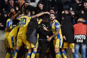 Ματσάρα και τεσσάρα... απ' το 90' και μετά!! (φώτος)