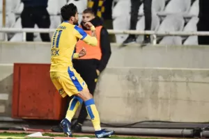 (ΒΙΝΤΕΟ/ΦΩΤΟΣ) Ξέσπασμα μπροστά στη Νότια στο 2ο του Τάμαρι!