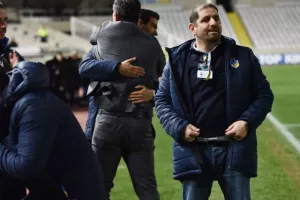 (ΦΩΤΟΣ) ΞΕΣΠΑΣΕ ο Ουζουνίδης στο τέλος!