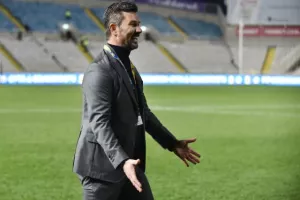 (ΦΩΤΟΣ) ΞΕΣΠΑΣΕ ο Ουζουνίδης στο τέλος!