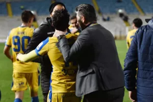 (ΦΩΤΟΣ) ΞΕΣΠΑΣΕ ο Ουζουνίδης στο τέλος!