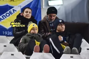 (ΦΩΤΟΡΕΠΟΡΤΑΖ) Ο κόσμος του ΑΠΟΕΛ στο ΓΣΠ