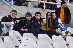 (ΦΩΤΟΡΕΠΟΡΤΑΖ) Ο κόσμος του ΑΠΟΕΛ στο ΓΣΠ