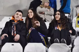 (ΦΩΤΟΡΕΠΟΡΤΑΖ) Ο κόσμος του ΑΠΟΕΛ στο ΓΣΠ
