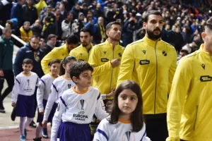 Άσχημη βραδιά και βαριά ήττα για ΑΠΟΕΛ (Φώτος)