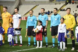 Άσχημη βραδιά και βαριά ήττα για ΑΠΟΕΛ (Φώτος)