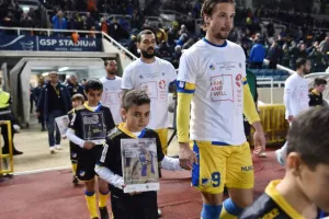 Ντέρμπι με λίγες φάσεις, χωρίς γκολ και... μοιρασιά (φώτος)