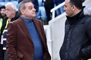 Ματσάρα και τεσσάρα... απ' το 90' και μετά!! (φώτος)