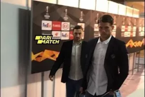 Μπαίνει... ο Σιγκούρνταρσον