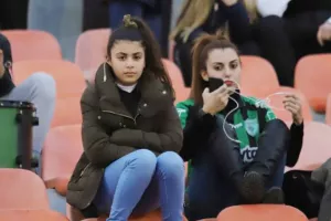 Το... μοίρασαν/Στα πόδια… της ΑΕΛ η εξάδα! (φώτος) (φώτος)