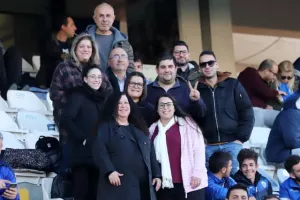 Τριάρα με ΤΖΙΜΗ και τώρα ΑΠΟΕΛ! (φώτος)