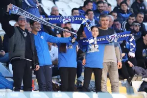 Τριάρα με ΤΖΙΜΗ και τώρα ΑΠΟΕΛ! (φώτος)