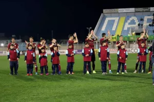 ΧΡΥΣΟ τρίποντο με Βαρέλα και ανατροπή στο 90'!! (φώτος)