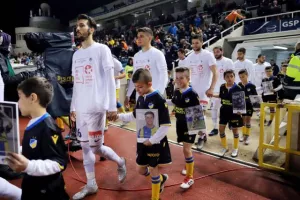 Ενωμένοι ΚΑΤΑ του καρκίνου (φώτος)