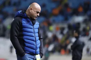 Ντέρμπι με λίγες φάσεις, χωρίς γκολ και... μοιρασιά (φώτος)