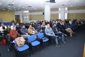 (ΦΩΤΟΣ kerkida) Η παρουσίαση του VAR στους Αθλ. Συντάκτες 