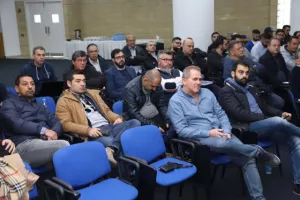 (ΦΩΤΟΣ kerkida) Η παρουσίαση του VAR στους Αθλ. Συντάκτες 