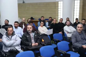 (ΦΩΤΟΣ kerkida) Η παρουσίαση του VAR στους Αθλ. Συντάκτες 