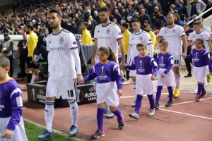 Άσχημη βραδιά και βαριά ήττα για ΑΠΟΕΛ (Φώτος)
