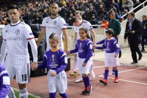 Άσχημη βραδιά και βαριά ήττα για ΑΠΟΕΛ (Φώτος)
