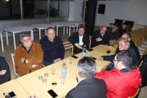 Γ' Κατηγορία: Κοπή βασιλόπιτας (φώτος)