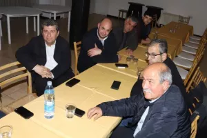 Γ' Κατηγορία: Κοπή βασιλόπιτας (φώτος)