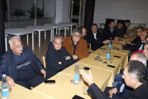 Γ' Κατηγορία: Κοπή βασιλόπιτας (φώτος)