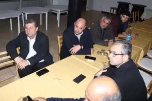Γ' Κατηγορία: Κοπή βασιλόπιτας (φώτος)