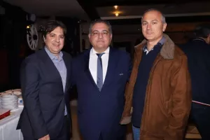 Γ' Κατηγορία: Κοπή βασιλόπιτας (φώτος)