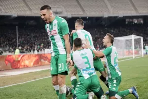 Θέλει να παίξει στην Τούμπα ο Κουρμπέλης, αλλά...