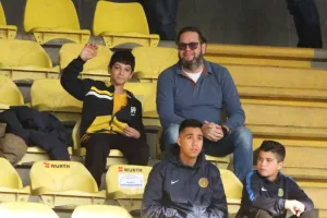 ΣΥΜΒΙΒΑΣΜΟΣ... με Μαΐντεβατς - Μποτεάκ (Φώτος)