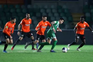 "Άσφαιρο" το ντέρμπι (φώτος) 