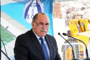 (ΦΩΤΟΣ/ΒΙΝΤΕΟ) Κατέθεσε τον θεμέλιο λίθο ο ΠτΔ