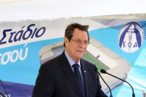 (ΦΩΤΟΣ/ΒΙΝΤΕΟ) Κατέθεσε τον θεμέλιο λίθο ο ΠτΔ