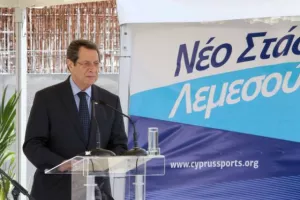(ΦΩΤΟΣ/ΒΙΝΤΕΟ) Κατέθεσε τον θεμέλιο λίθο ο ΠτΔ