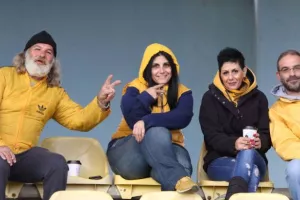Με επιβλητικό στυλ στην... ελίτ! (φώτος)