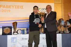 Οι πρωταγωνιστές του χάντμπολ τιμήθηκαν σε μια λαμπρή γιορτή (φώτος)