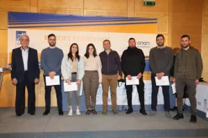 Οι πρωταγωνιστές του χάντμπολ τιμήθηκαν σε μια λαμπρή γιορτή (φώτος)